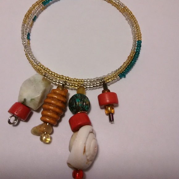 Jewelry - Picture 2 of 4